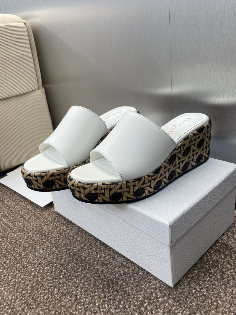 chr1st1an D10r slippers